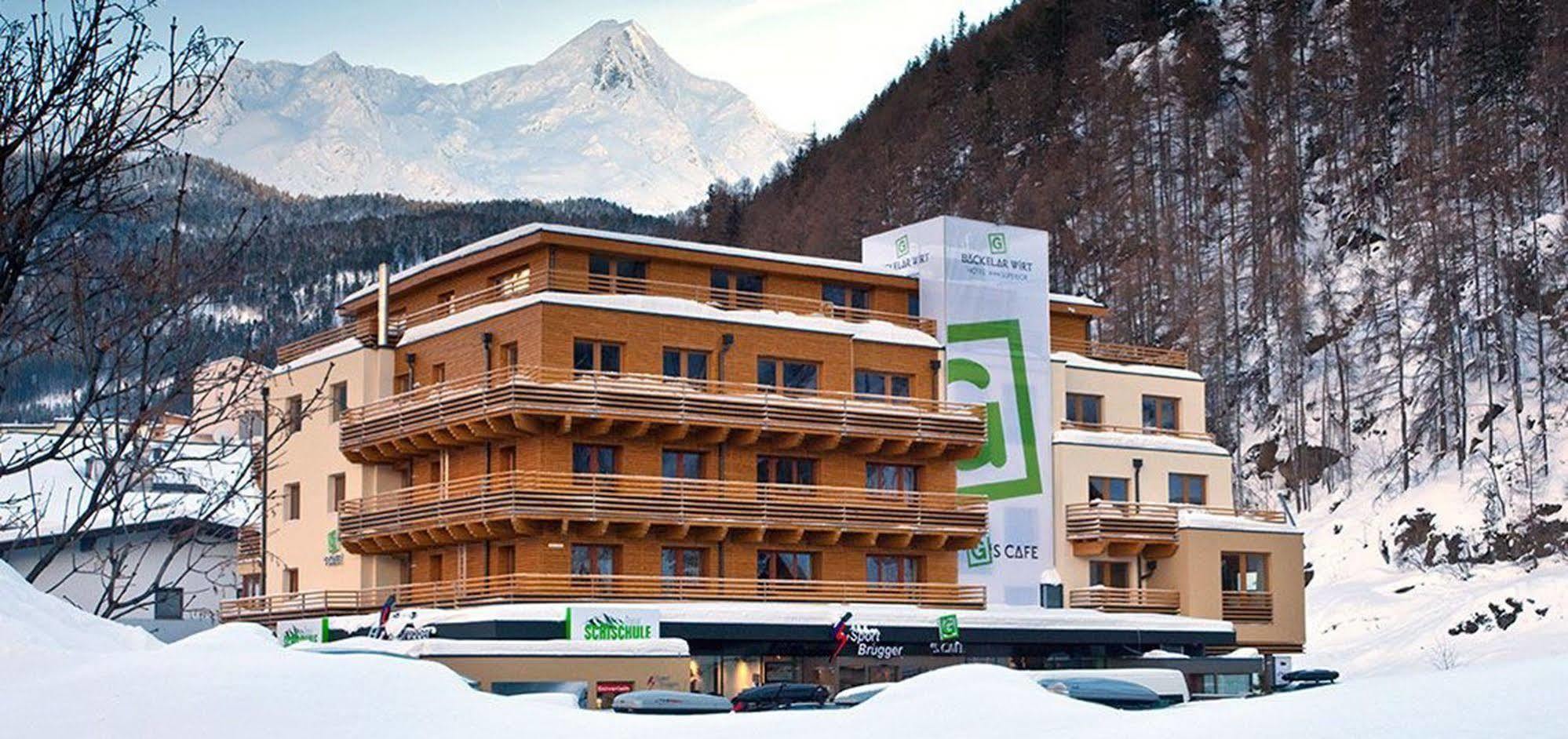Baeckelar Wirt Superior Hotel 3*