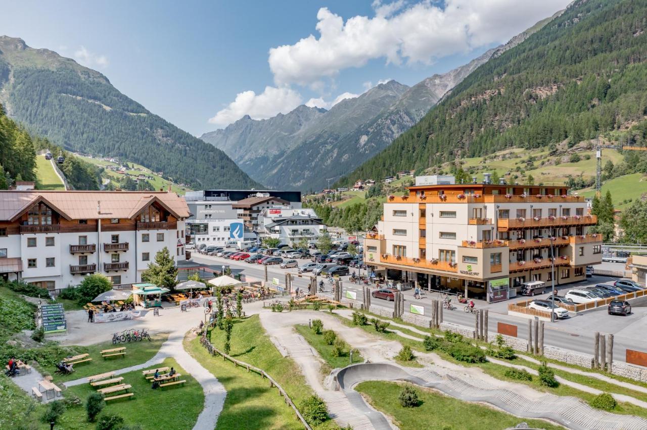Hotel Baeckelar Wirt Superior Sölden