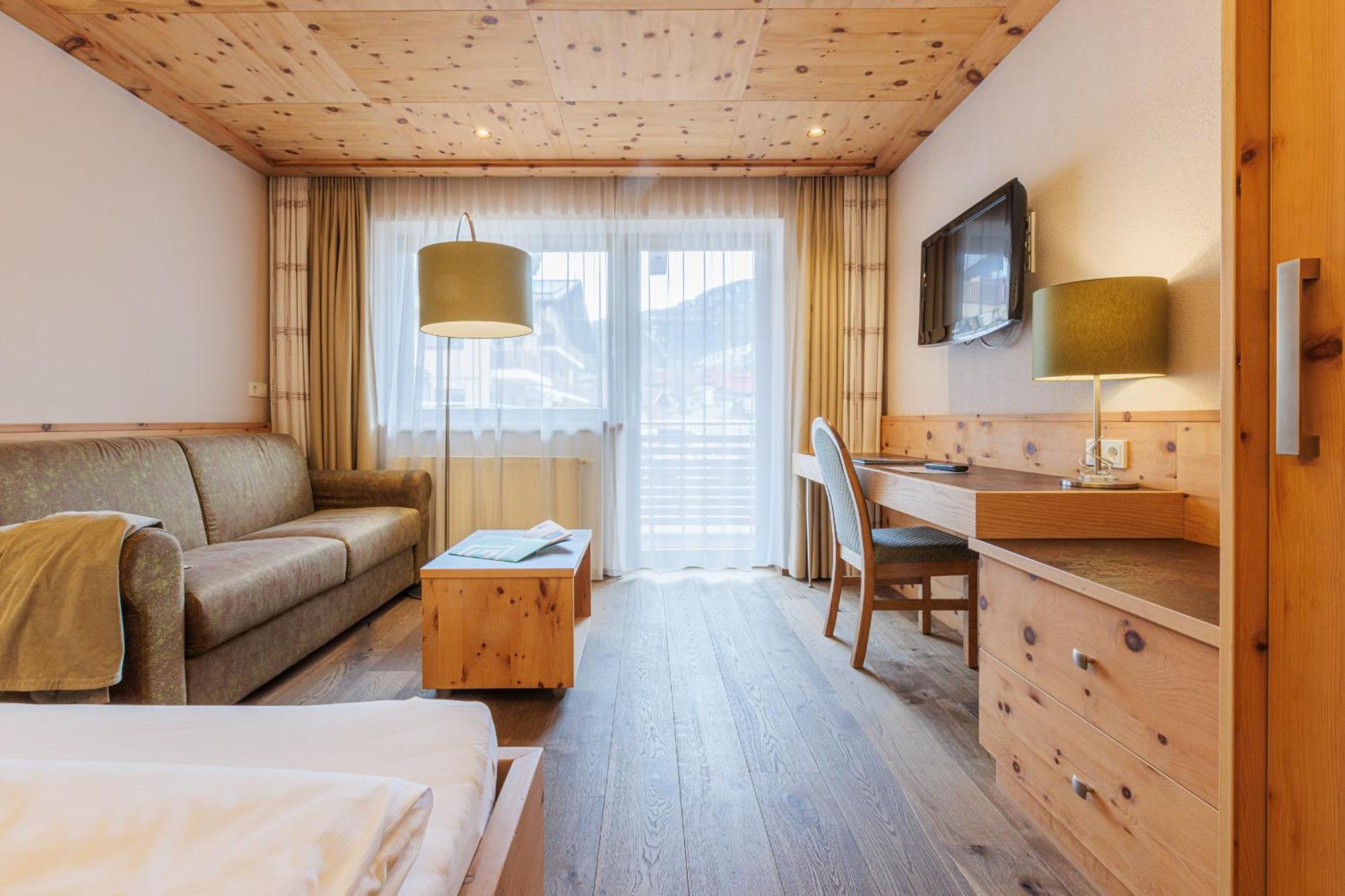 Hotel Baeckelar Wirt Superior 3*